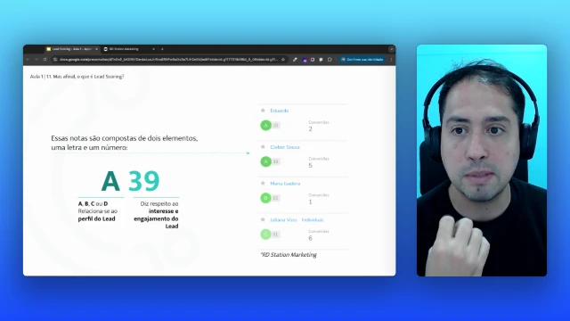 Tela da aula de lead scoring mostrando a nota composta por letra e número